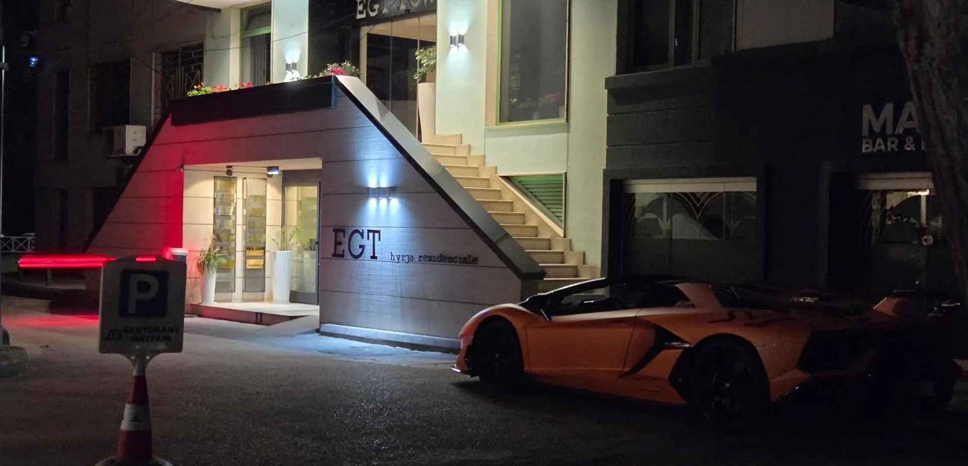 טיראנה Grand Boulevard Apartments אלבניה